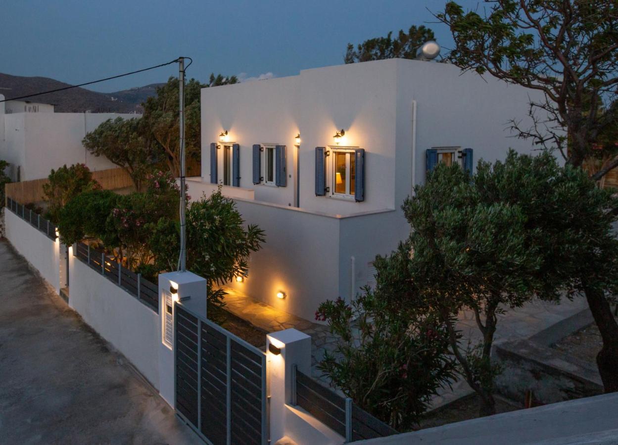 Ruby'S Summer House With Spacious Garden And Free Parking Gavrio Exterior foto